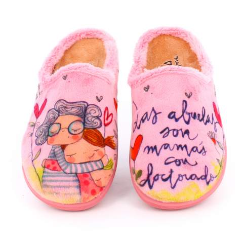 Zapatilla de Casa Everest...